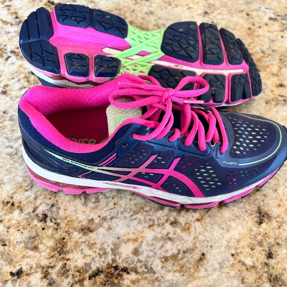 Asics Gel-Kayano 22 Women's Athletic Shoes - Navy and Pink